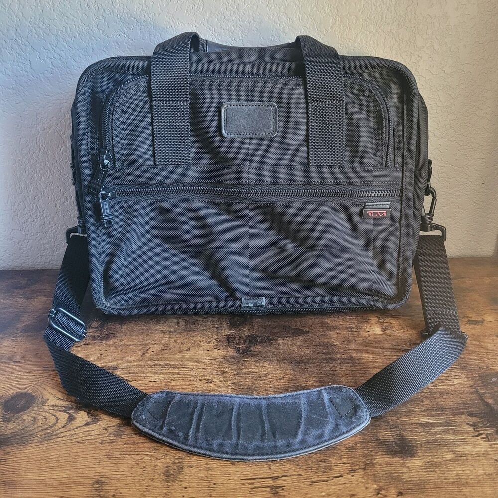Tumi Ballistic Black Nylon Computer Laptop Briefcase 26111D4 14” x 10” x 3”